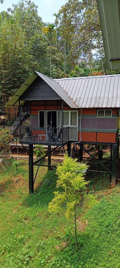Santhi Hill View Resort 무나르 외부 사진