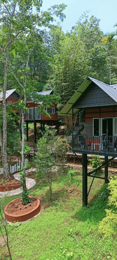 Santhi Hill View Resort 무나르 외부 사진