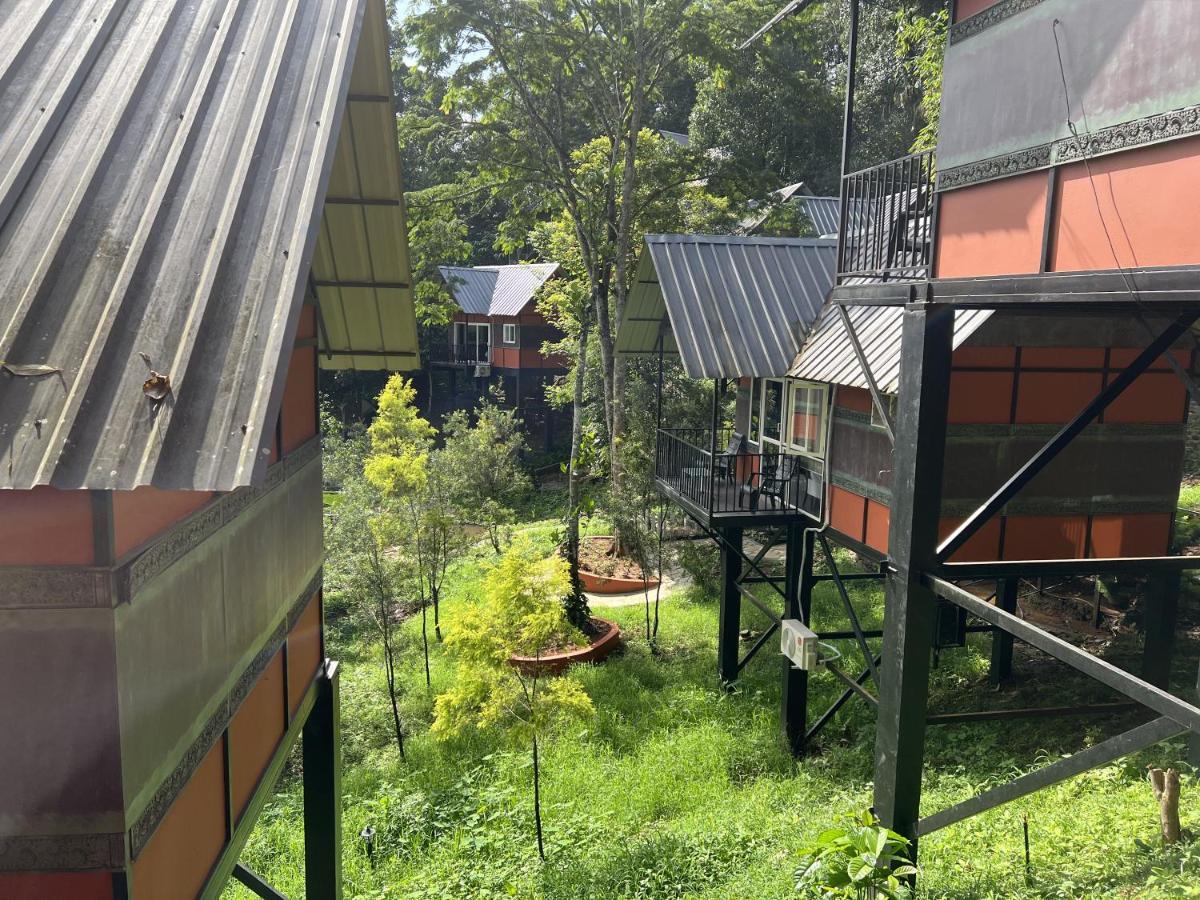 Santhi Hill View Resort 무나르 외부 사진
