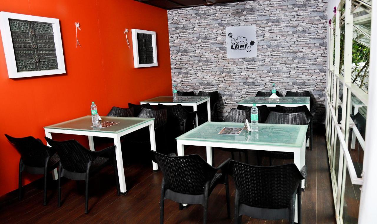 Santhi Hill View Resort 무나르 외부 사진