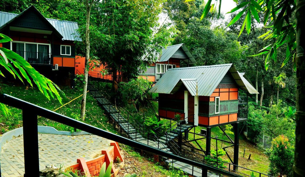 Santhi Hill View Resort 무나르 외부 사진
